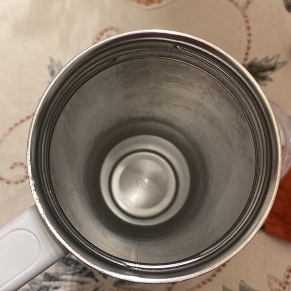 Stanley 40oz white some miner flaws, no straw - Picture 5 of 6